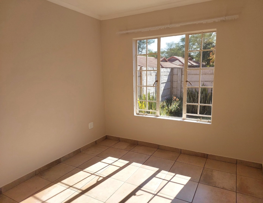 2 Bedroom Property for Sale in Ngwenya River Estate North West